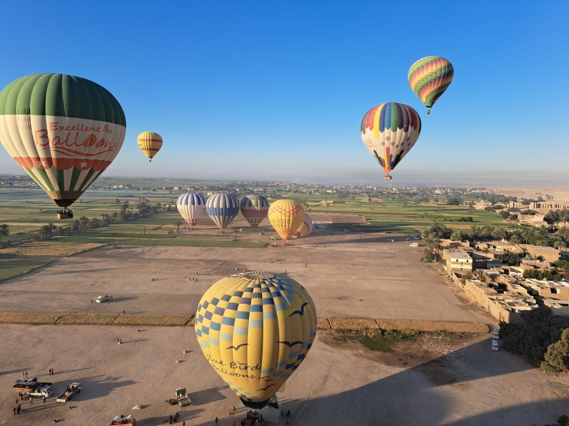 Balloon ride in Luxor