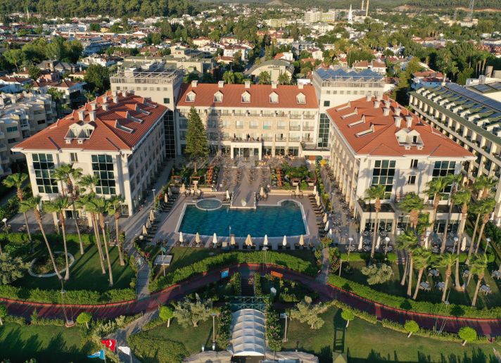 Fame Residence Kemer & Spa