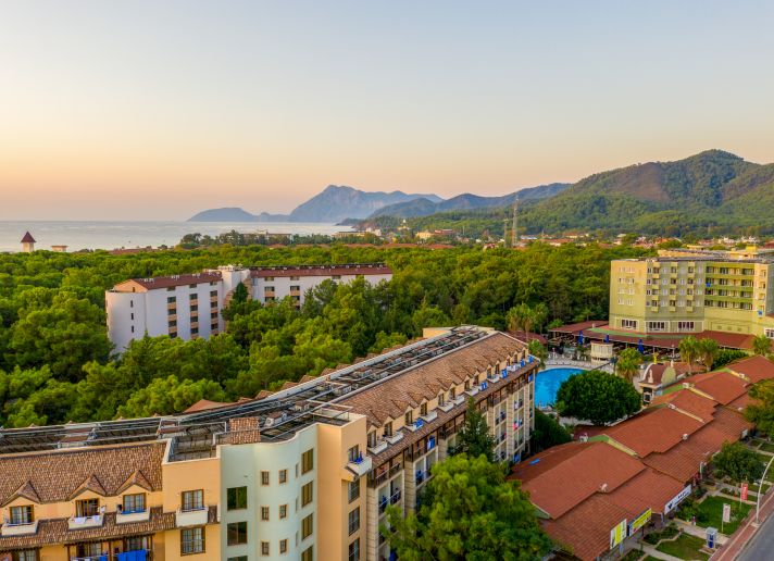 Armas Kaplan Paradise Hotel