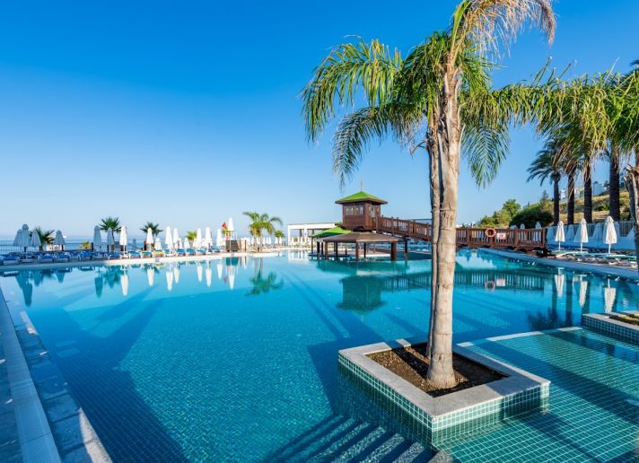 Vikingen Infinity Resort & Spa