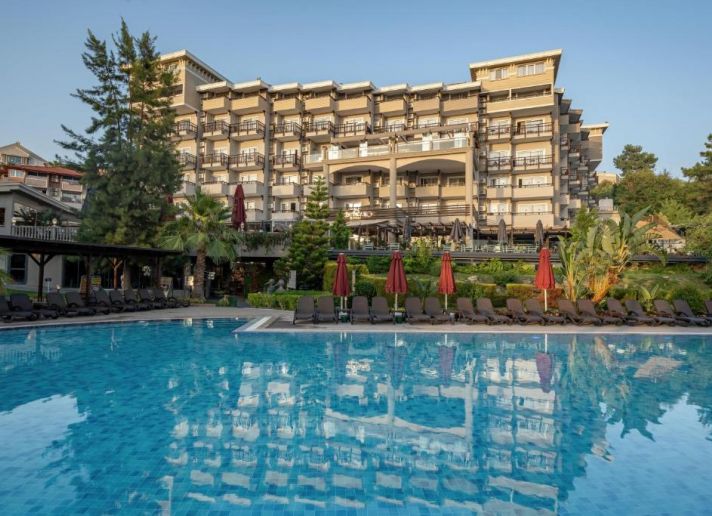 Justiniano Deluxe Resort